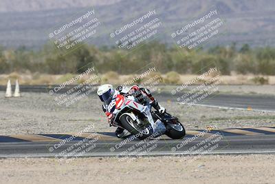 media/Nov-01-2025-CVMA (Sat) [[fc0f7531b8]]/Race 7-Formula Twins-Formula 40 UL/